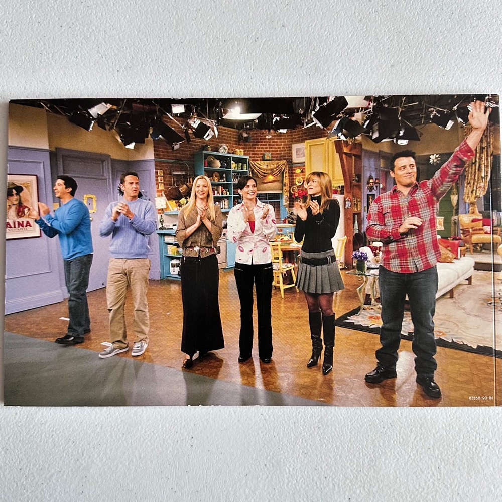 Friends The Complete Series Box Set - Picture 9 of 11